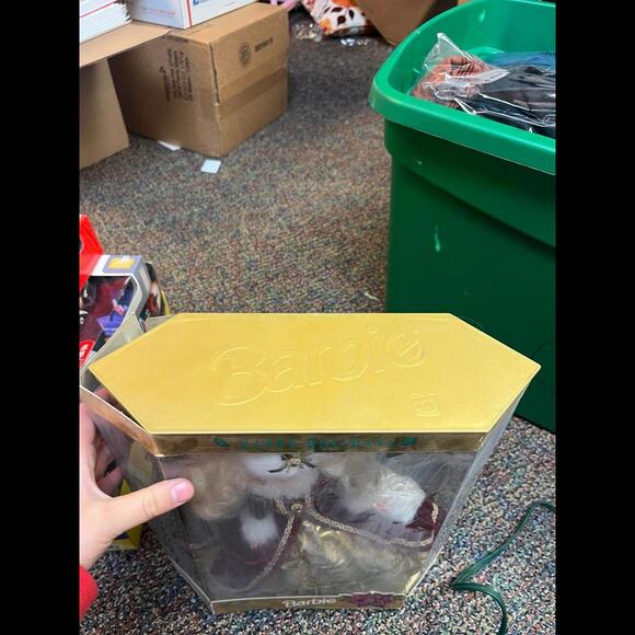 1996 happy holiday Barbie - Picture 8 of 8